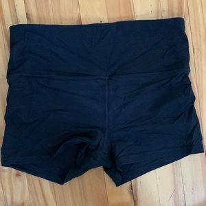 Athleta bike shorts SZ L